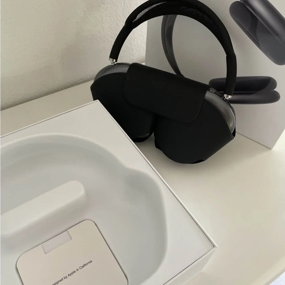 Premium Black Wireless Headphones